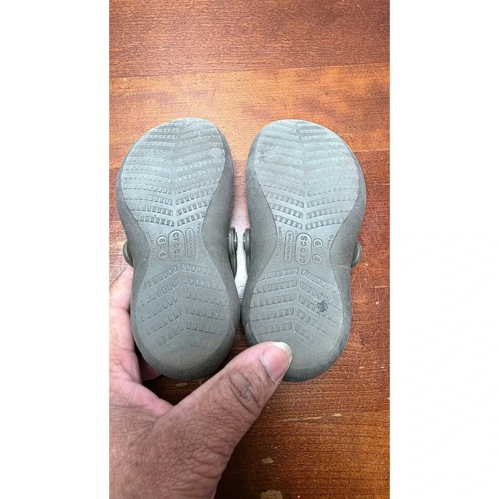 Crocs Kids Mary Jane Flats Size 6 Brown Lightweight Slip-On Casual Shoes